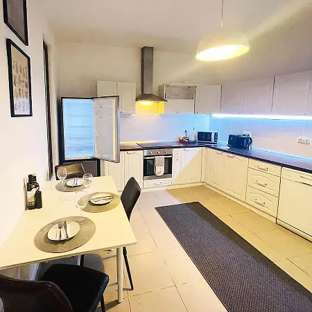 Sedra House Holiday home *