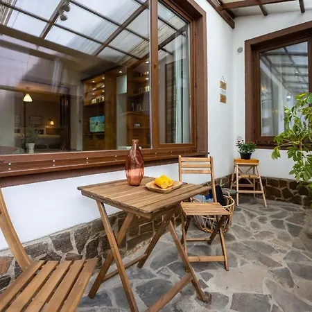 Holiday home Sedra House